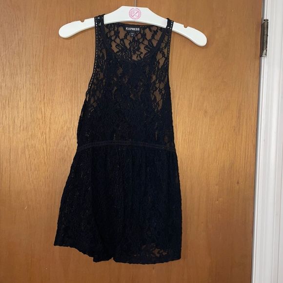 •EXPRESS• black Racerback sheer with roses 🌹 high neck tank top on size XS - Picture 3 of 6